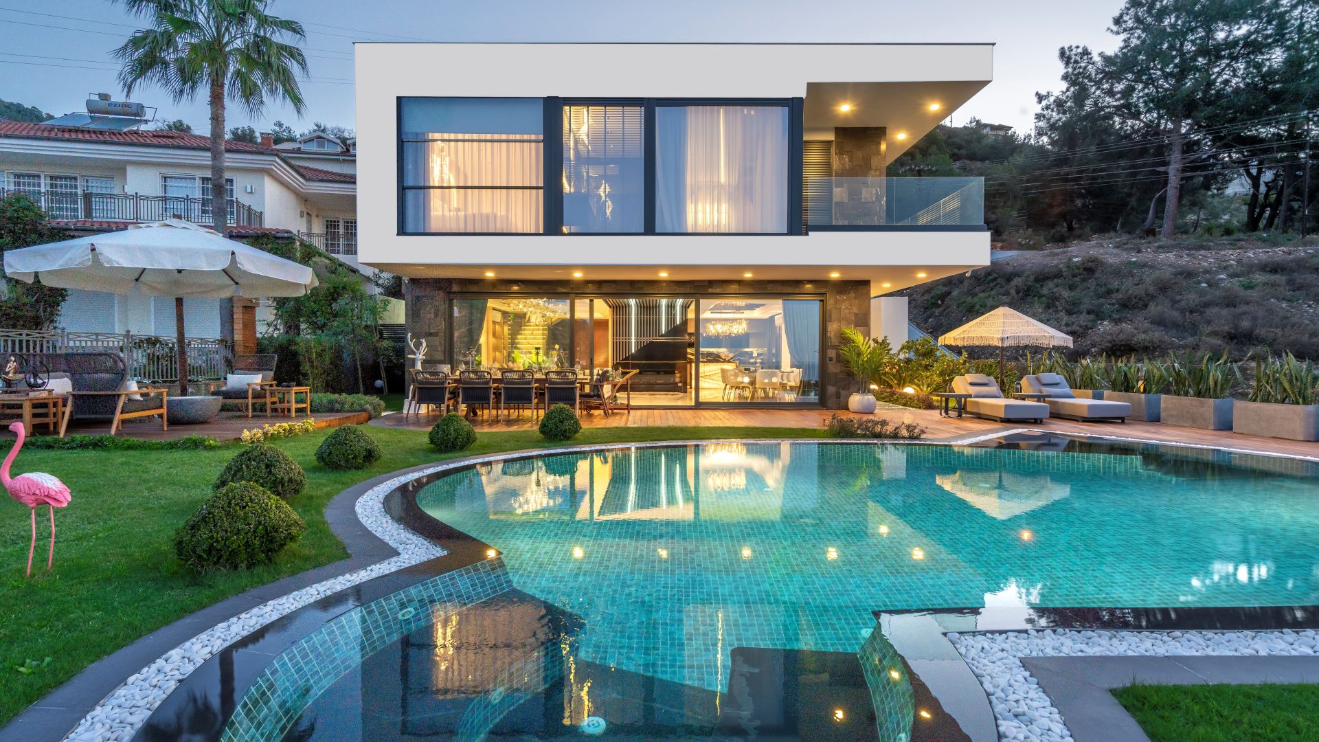 Exclusive Villa with Panoramic Sea and Alanya Castle Views in Bektaş, Alanya