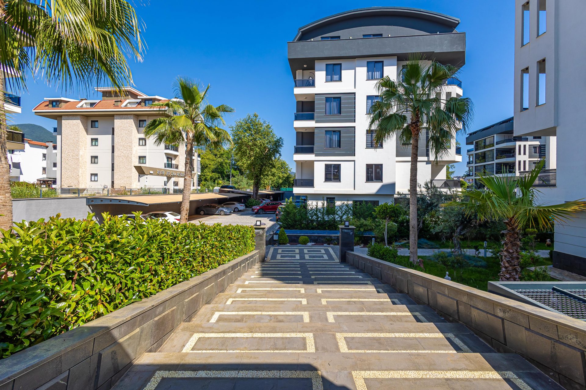 Oba, Alanya’da Geniş Sosyal Olanaklara Sahip Sitede 1+1 Daire
