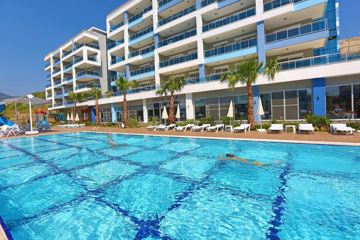Aura Blue — Residential Complex 300 m from the Sea in Kestel, Alanya