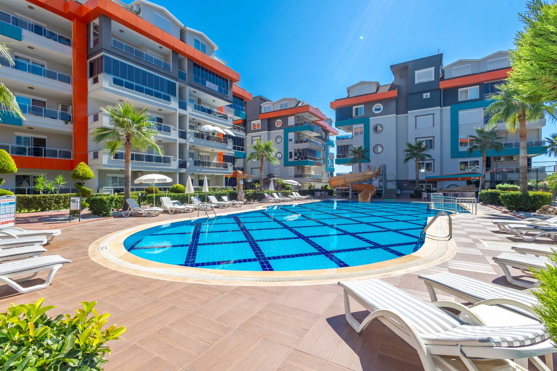 Kestel Residence — Residential Complex 300 m from the Sea in Kestel, Alanya