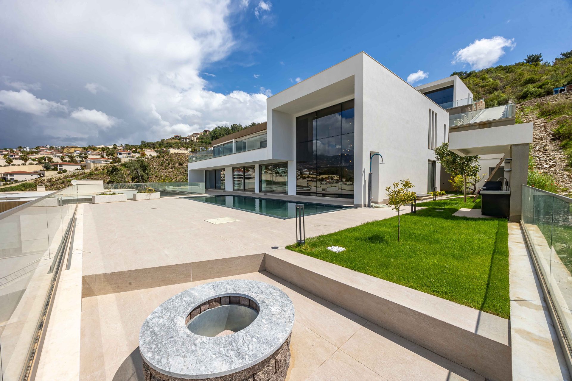 Ultra-Luxury Private Villas with Panoramic Sea Views in Kargicak, Alanya
