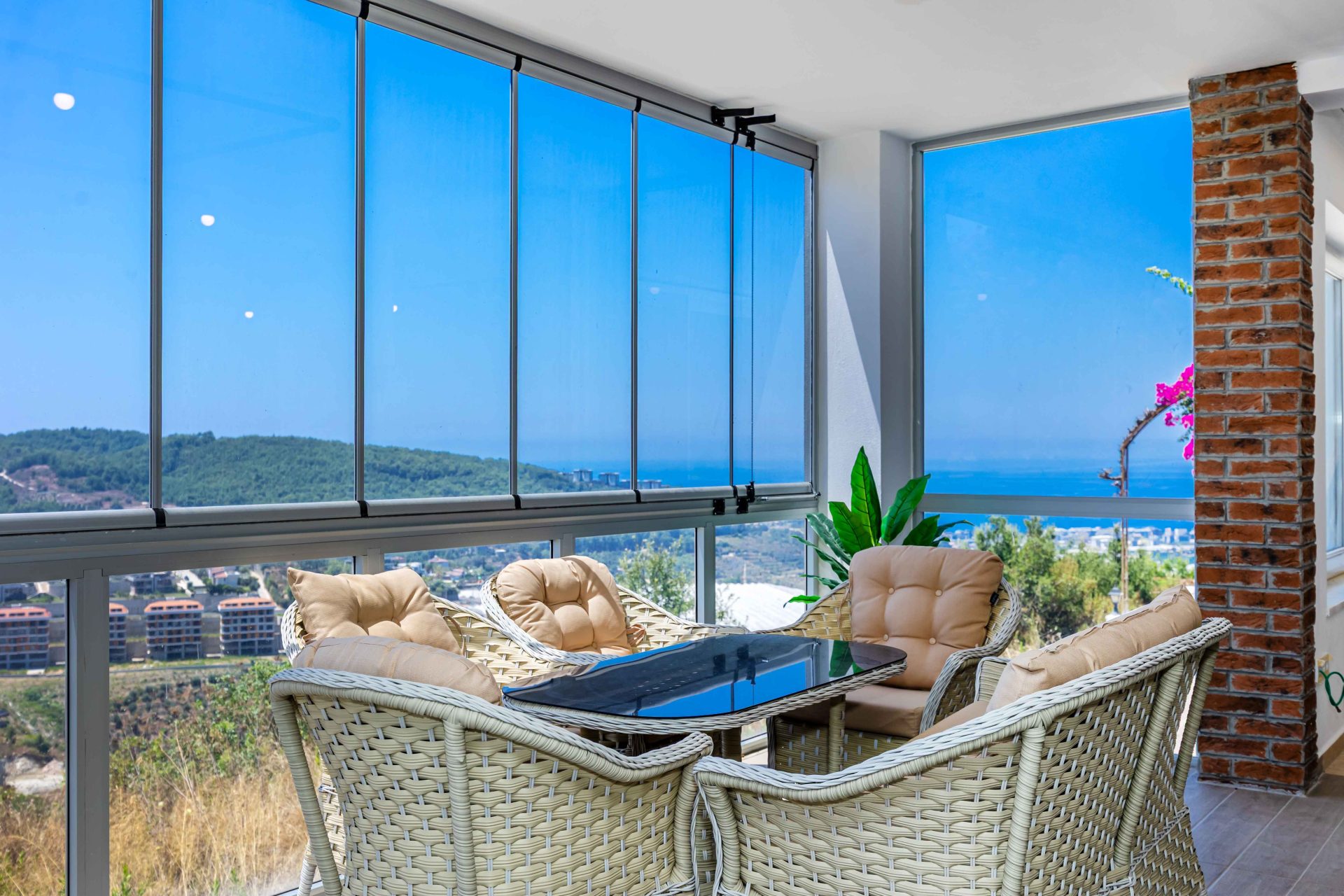 Furnished Apartment with Sea View in Kargicak, Alanya