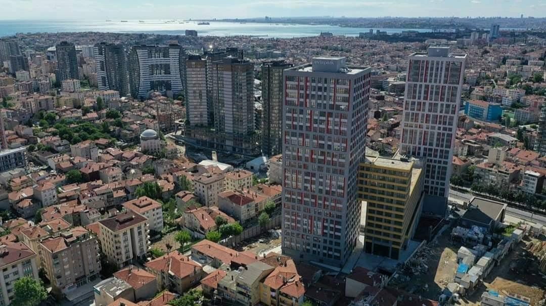 Ready-to-Move Apartments Near Metrobus in Kadıköy, Istanbul