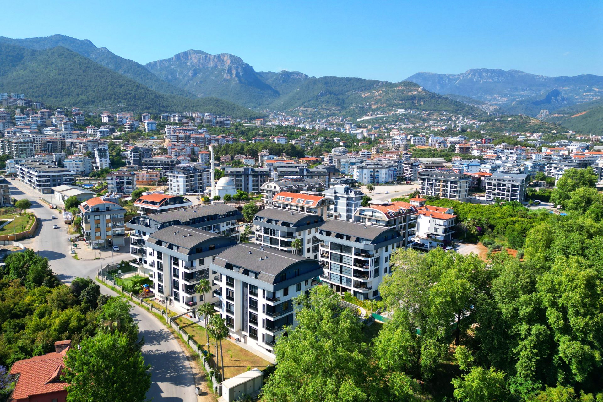 Oba, Alanya’da Geniş Sosyal Olanaklara Sahip Sitede 1+1 Daire