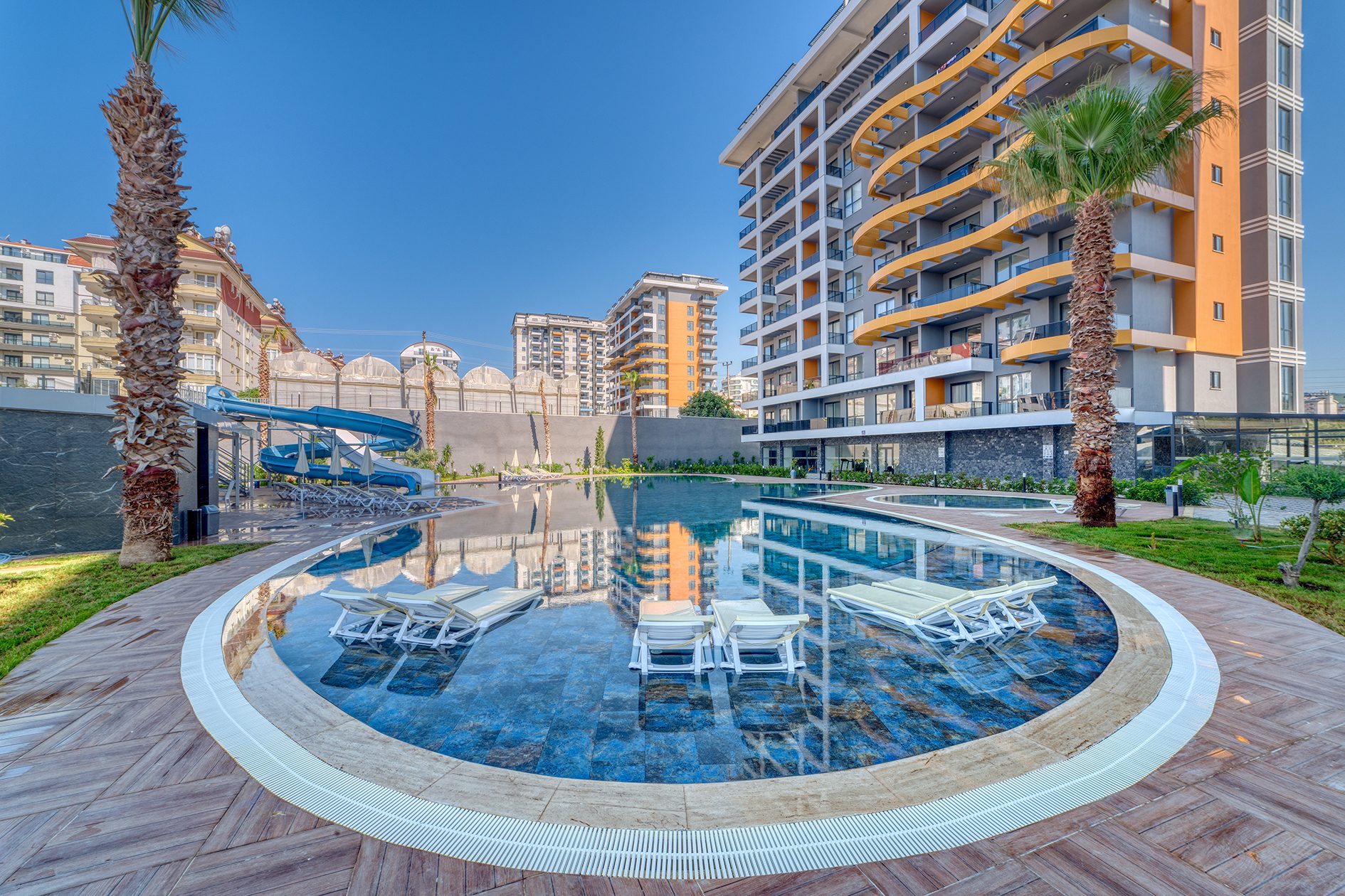 Comfortable Living Near the Sandy Beaches of Avsallar
