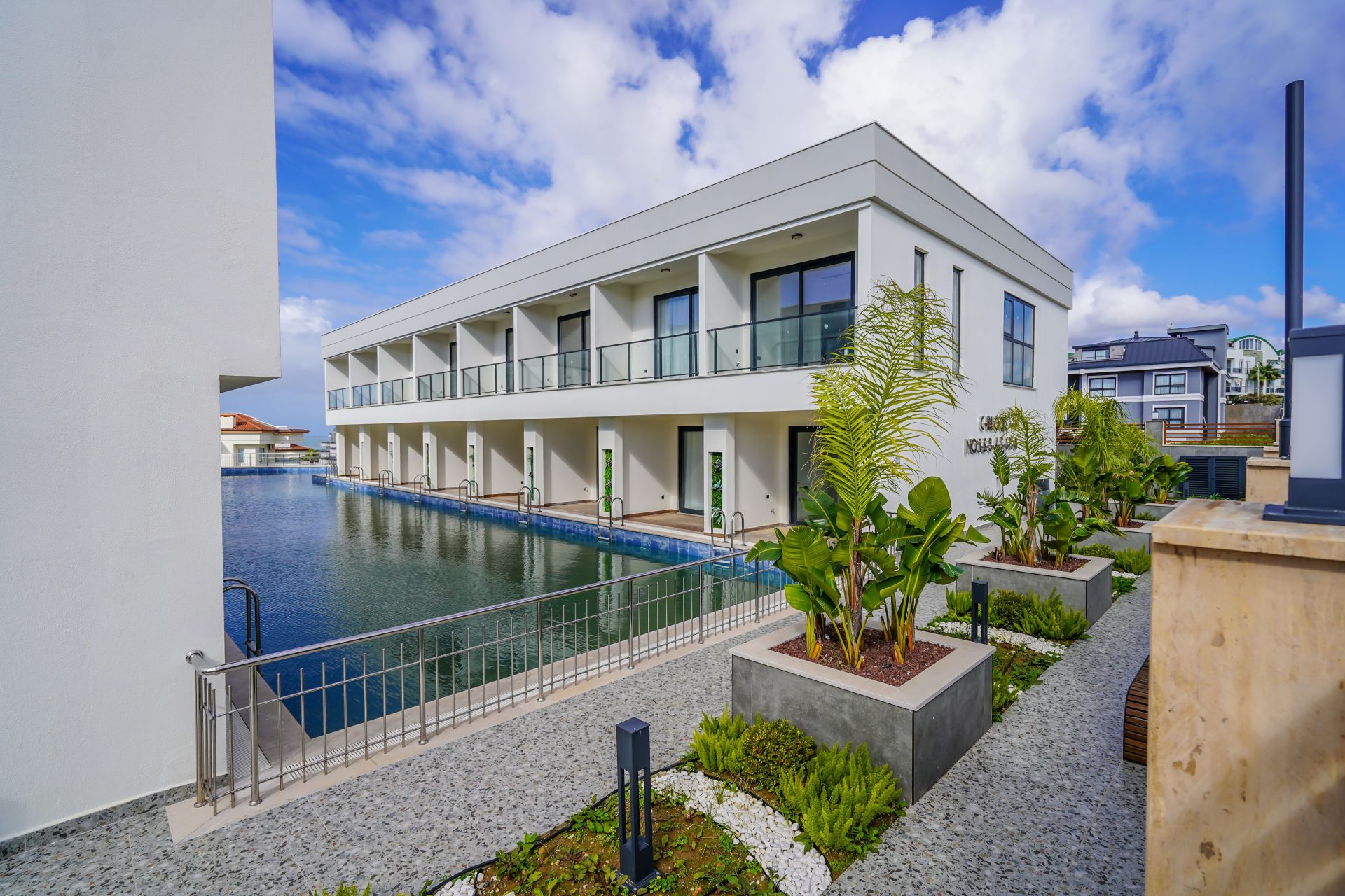 Ready-to-Move-In 2+1 Duplex Apartments Near the Sea in Konaklı, Alanya
