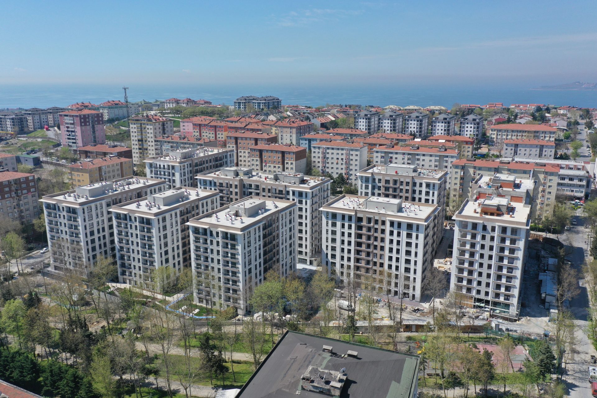 Modern Family Apartments Near the Sea in Beylikdüzü, Istanbul