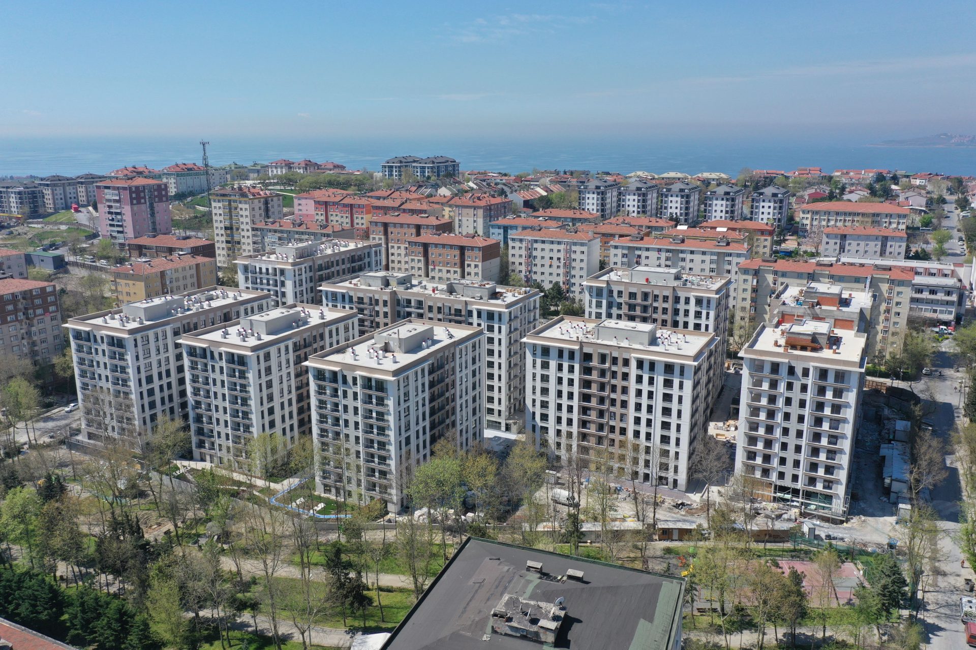 Modern Family Apartments Near the Sea in Beylikdüzü, Istanbul