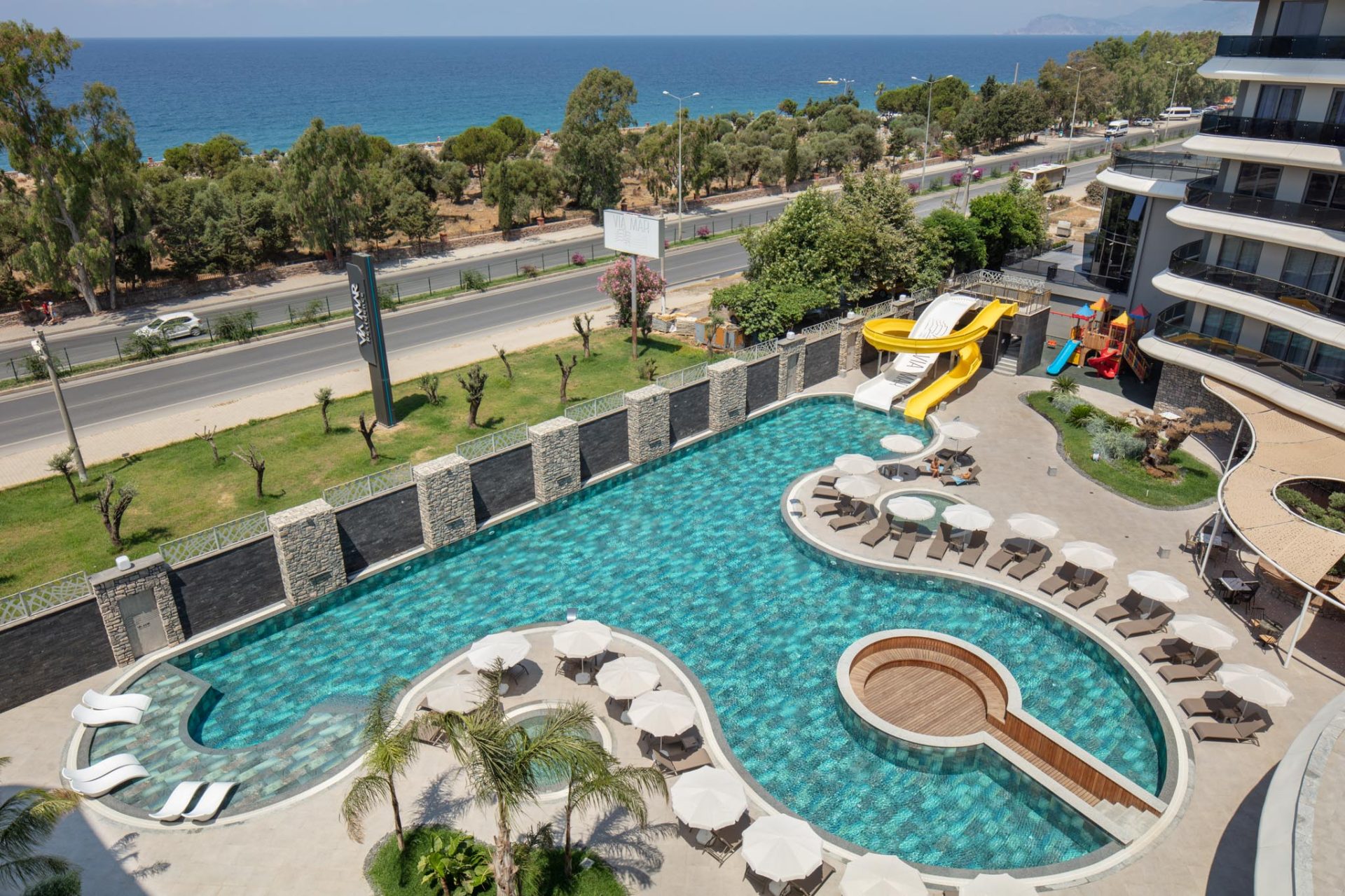Apartments in the Premium VIA MAR RESIDENCE Complex in Kargıcak, Alanya
