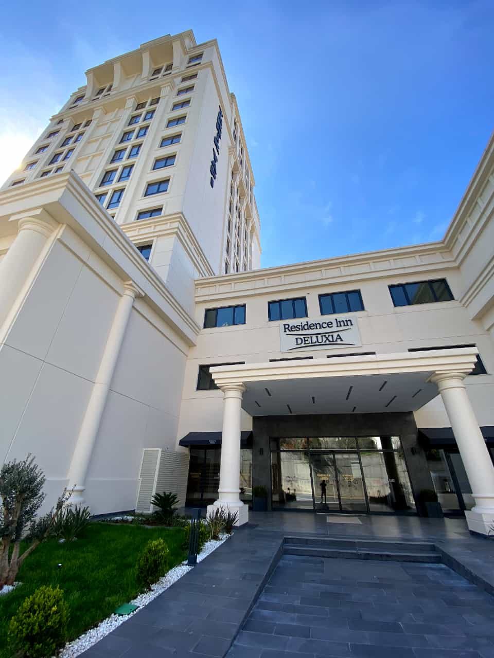İstanbul Bahçeşehir'de Otel Konseptli Lüks Konut Projesinde Satılık Daireler