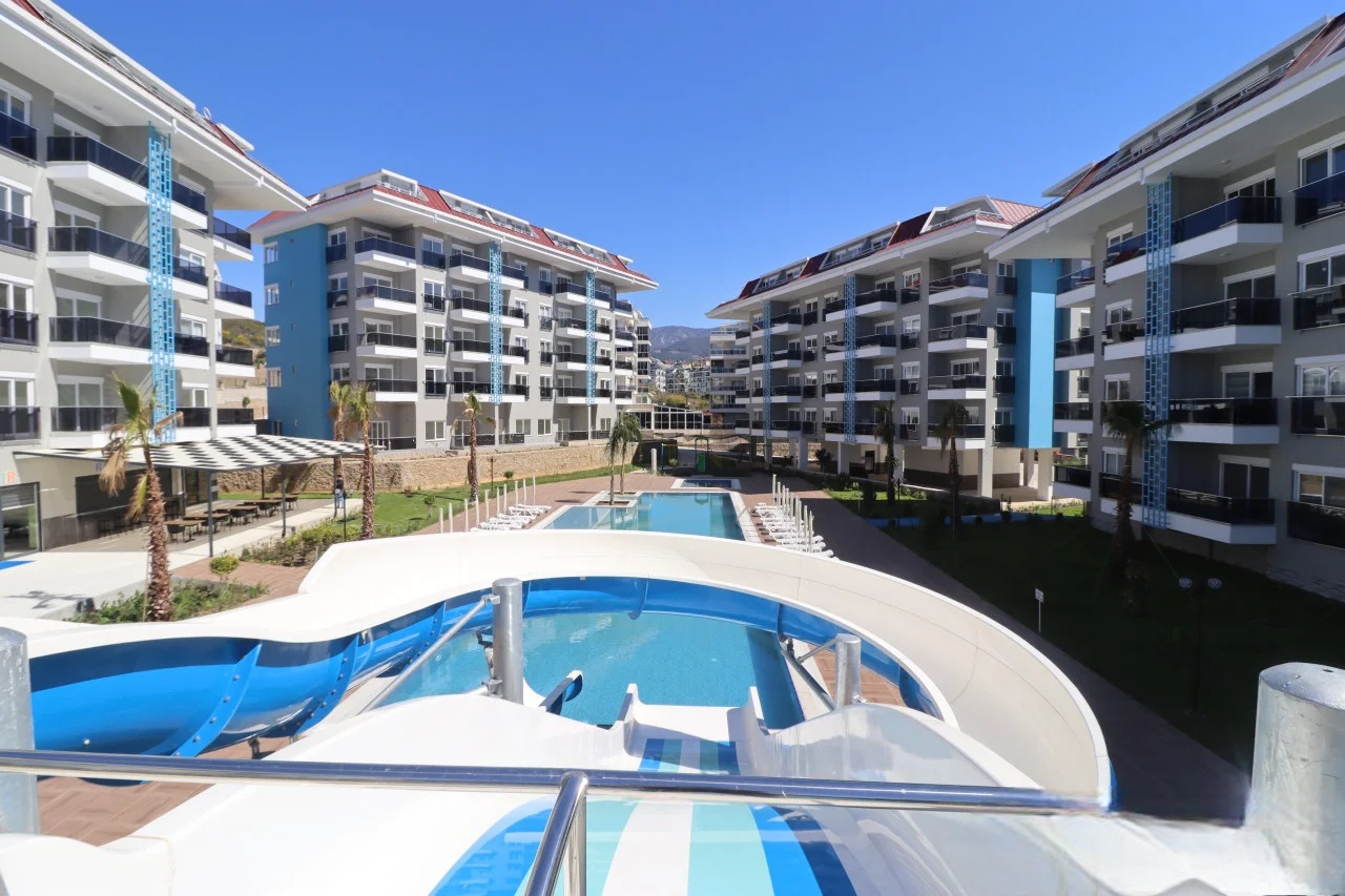Calypso Residence — Residential Complex 400 m from the Sea in Kestel, Alanya