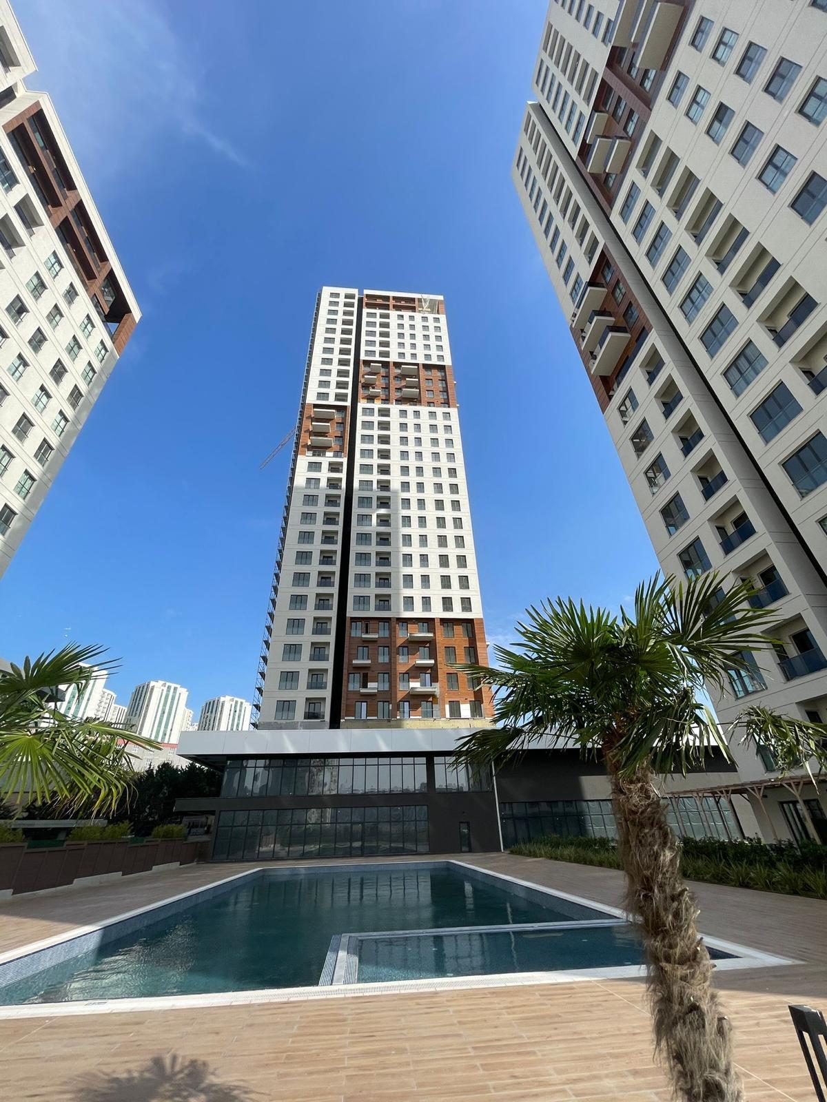 Apartments in a Modern Residential Complex in Esenyurt, Istanbul