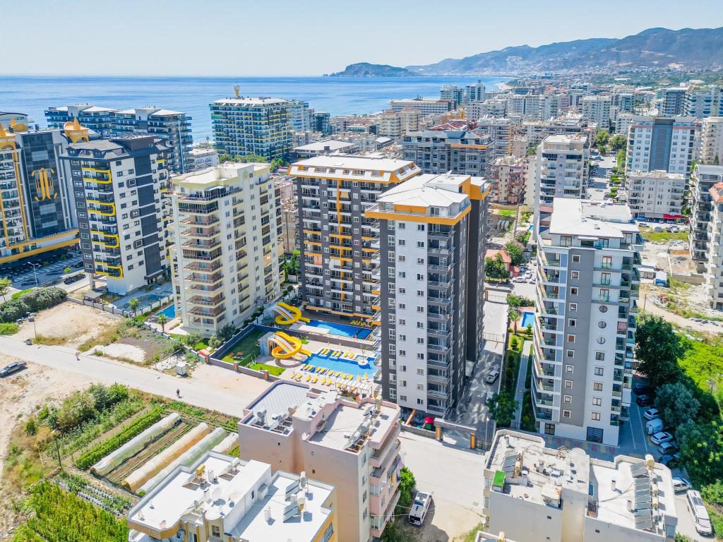 Apartments in a Modern Residential Complex in the Heart of Mahmutlar, Just Steps from the Sea