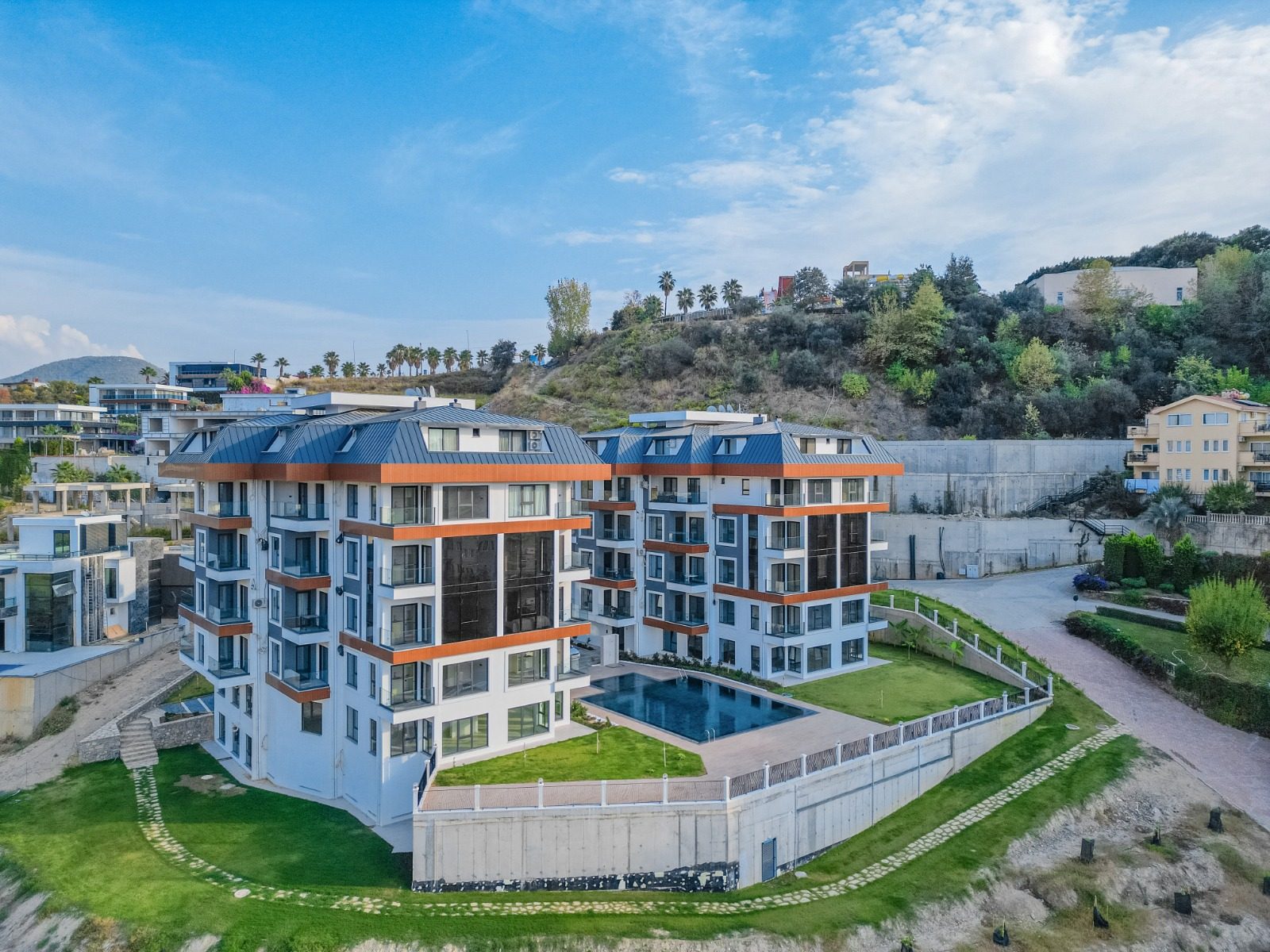 Apartments with Panoramic Sea Views and Turkish Citizenship Eligibility in Kargıcak, Alanya