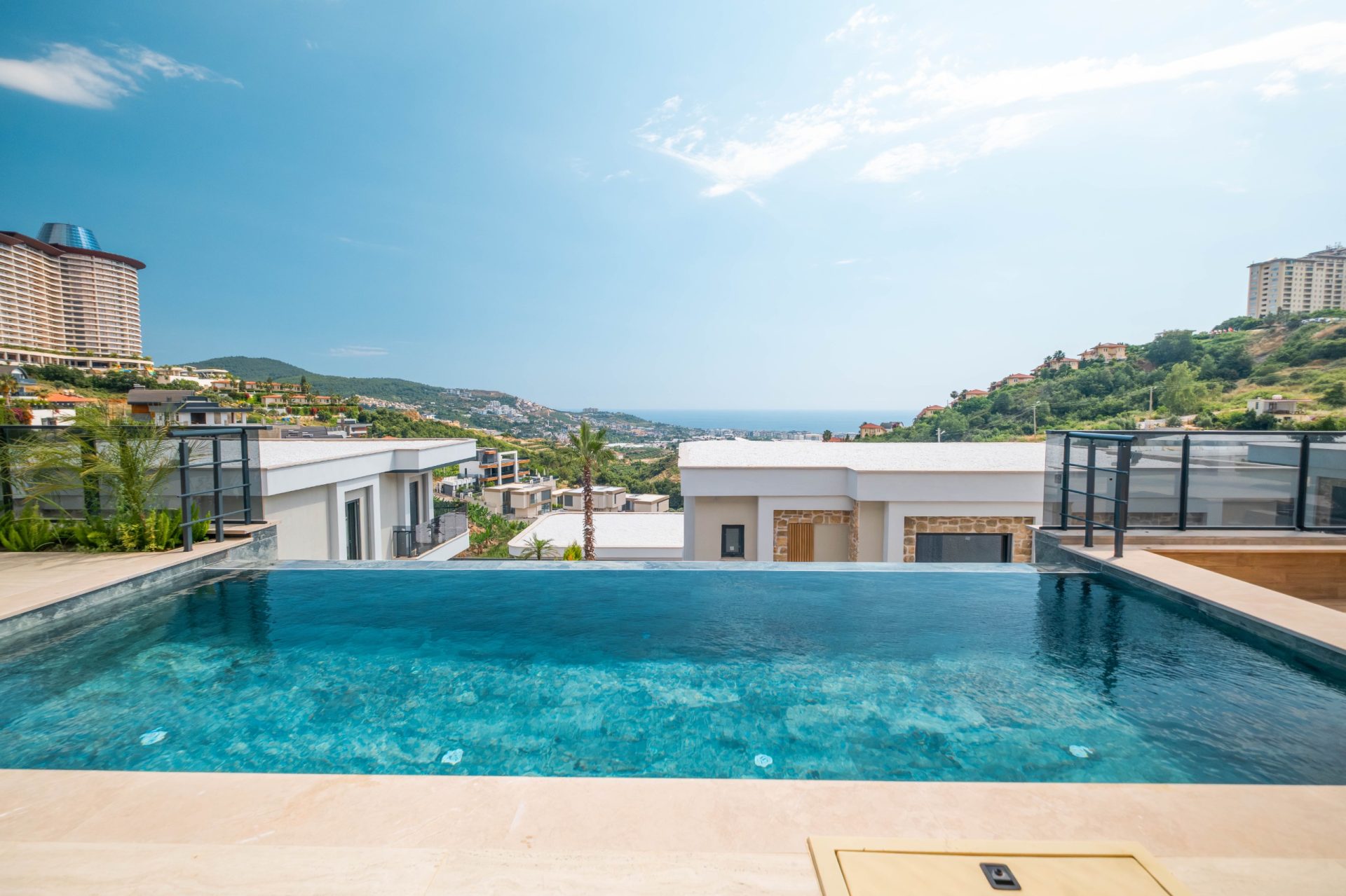 Spacious Villas Surrounded by Nature in Kargicak, Alanya